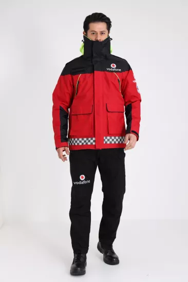 VODAFONE ARAMA KURTARMA KABAN PANTOLON TAKIMI