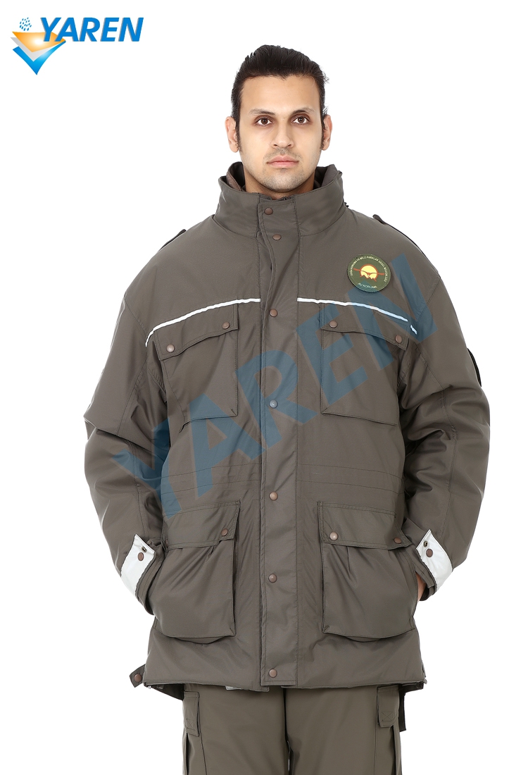 Forest%20Hunting%20Protection%20Overcoat